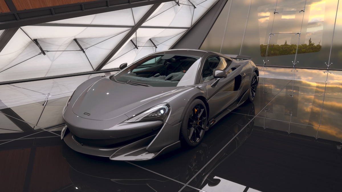 McLaren 600LT Coupé