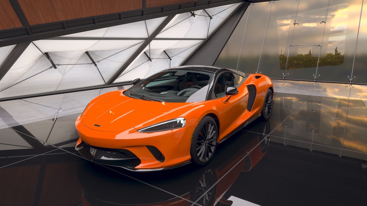 McLaren GT