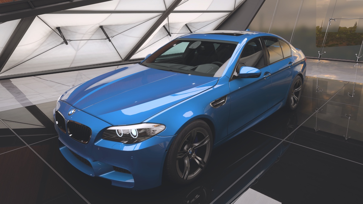BMW M5 2012