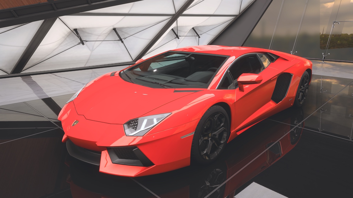Lamborghini Aventador LP700-4